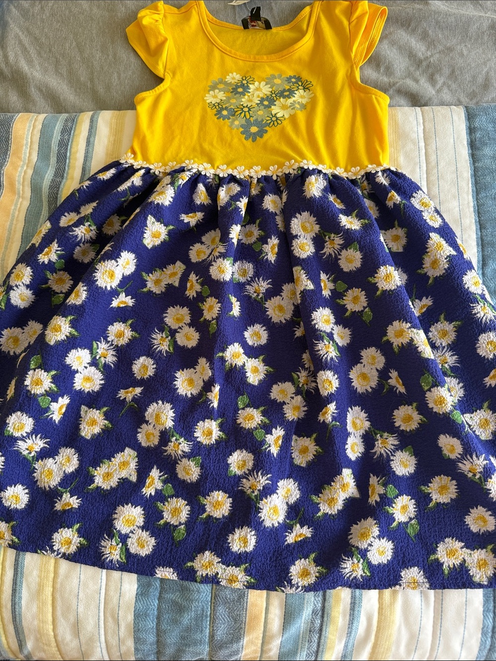 Girls Yellow & Navy Daisy Flutter-Sleeve Dress